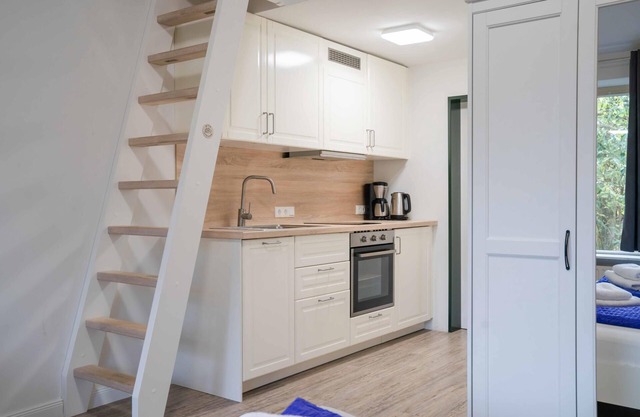 Apartment house Brunsholm Apartment 7 with attic with garden access