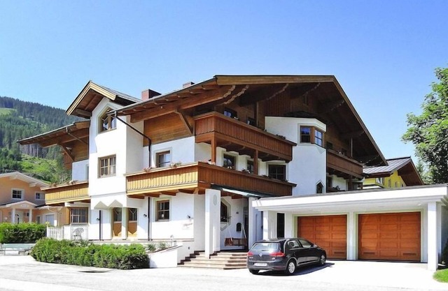 Apartment in Filzmoos near Ski Amadé