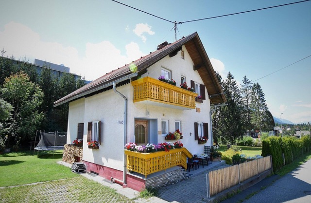 Apartment in Tröpolach near Ski Lift