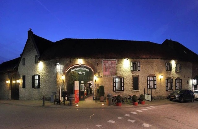 Apartment in Ubachsberg near Trails