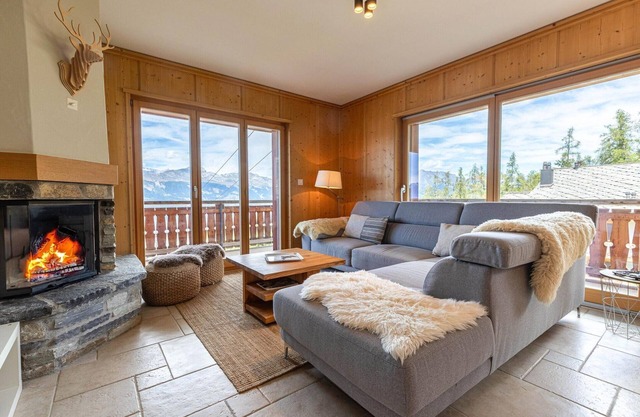 Apartment in Veysonnaz with Ski Slope Access