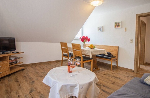 Apartment 'Kirschzauber' with Shared Terrace, Balcony and Wi-Fi