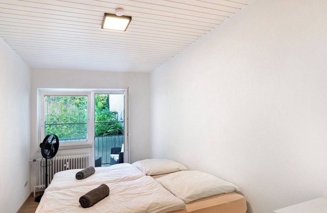 Apartment 'Königs Pension' with Balcony