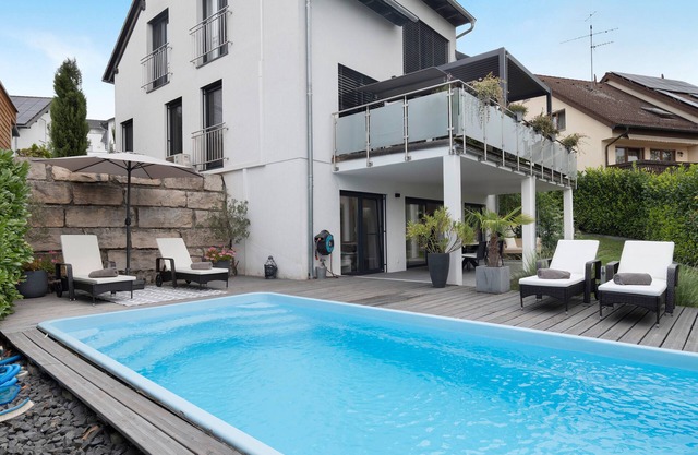 Apartment 'Kosmaway' with Private Pool, Wi-Fi and Air Conditioning