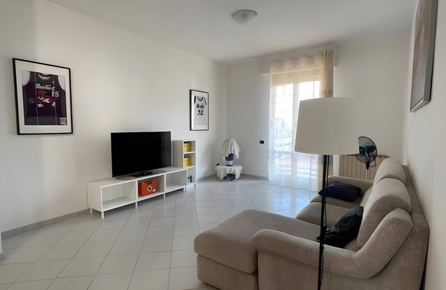 Apartment 'La Casa Di Ciccio' with Private Terrace and Wi-Fi