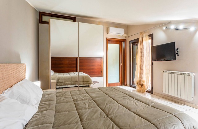 Apartment 'Le Palme' with Shared Garden, Wi-Fi and Air Conditioning