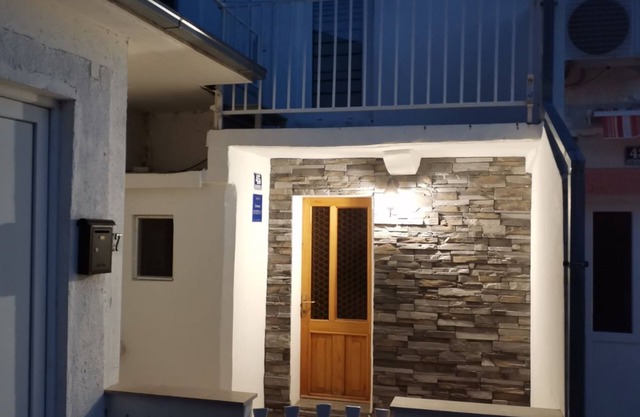 Apartment Leo Povile