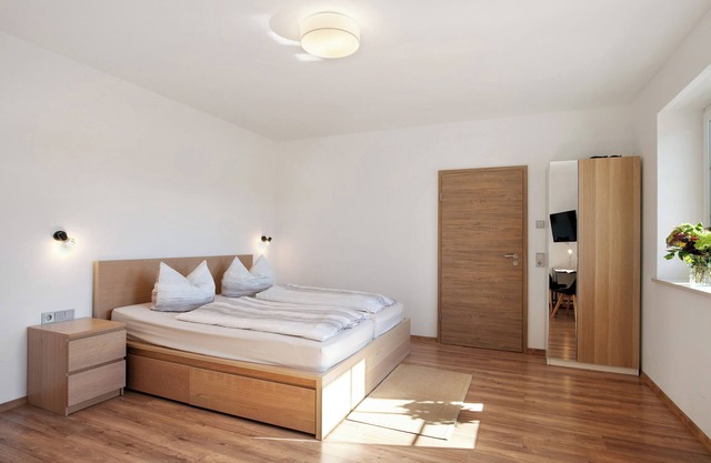 Apartment 'Löwenzahn' with Shared Garden and Wi-Fi