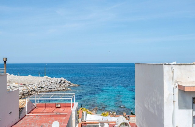 Apartment 'Matilde' with Shared Terrace, Wi-Fi and Air Conditioning
