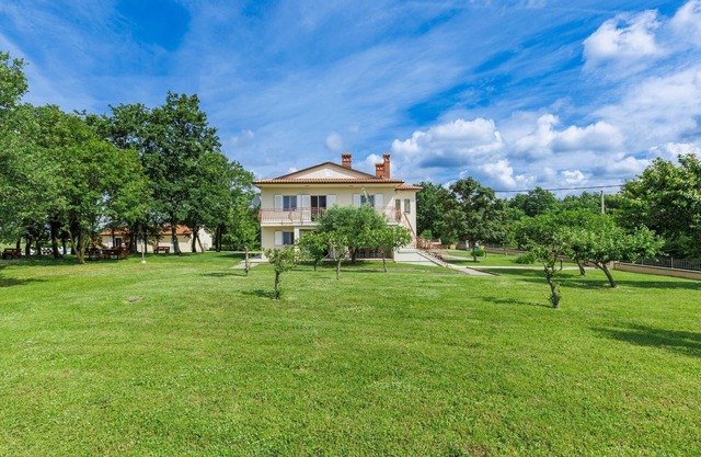 Apartment Macini by Interhome