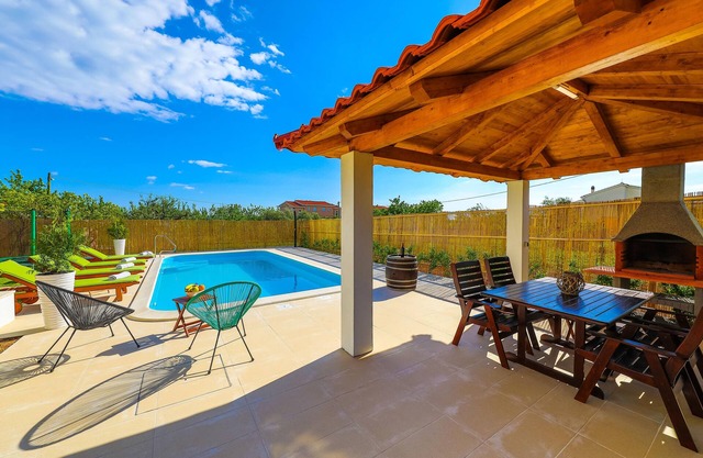 Apartment Magdalena - Private Pooln