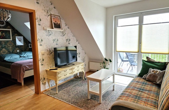 Apartment 'Maisonette Ferienwohnung Am Kurpark' with Balcony and Wi-Fi