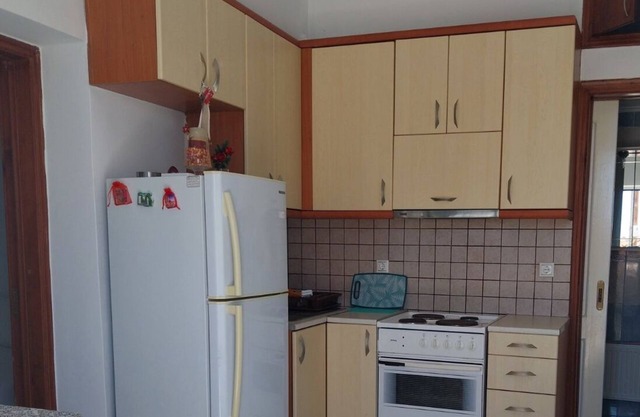 Apartment 'Menidi Studio' with Sea View, Wi-Fi and Air Conditioning