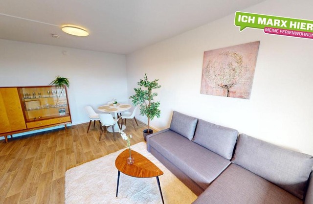 Apartment mit bodengleicher Dusche, 170m bis zur Haltestelle Linie 5, WLAN