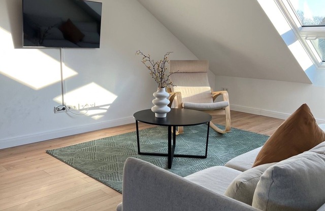 Apartment mit Parkblick, Stilvolle Einrichtung, 1,1km vom Hauptbahnhof Entfernt