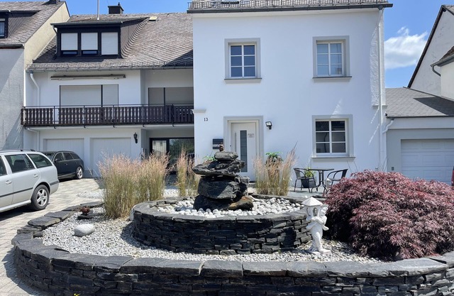 Apartment 'Moselherz' with Mountain View, Balcony and Wi-Fi