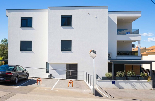 Apartment Nadica Deluxe 4