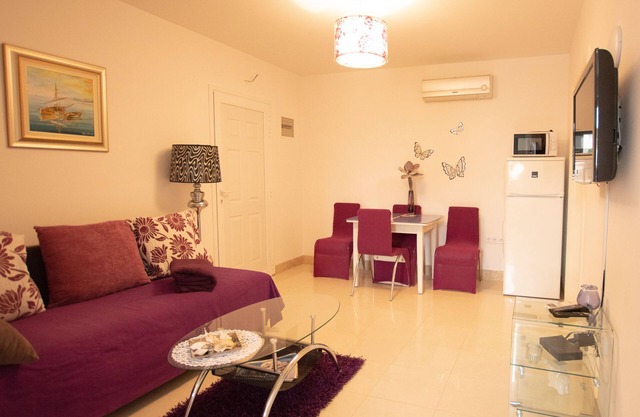 Apartment Noa - 103 - Lavander hideout - with pool - Funtana - Poreč