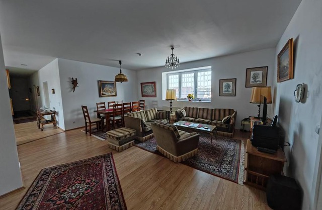 Apartment O3 - Gehobene 6-Zimmer Wohnung 175qm für 1-7 Personen 2x DZ 3x EZ