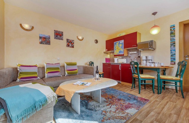 Apartment Pilot - Apartment