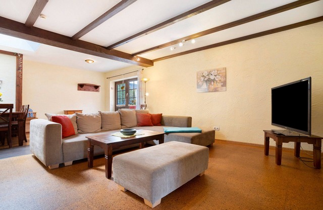 Apartment 'Plauer See, 80qm' with Shared Terrace, Shared Garden and Wi-Fi