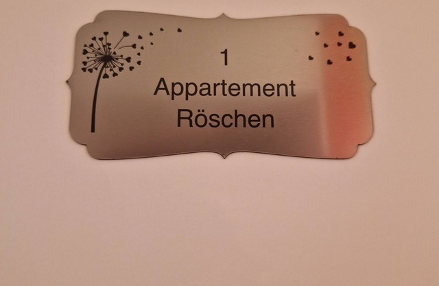 Apartment Röschen - Onkmangani Appartmenthaus Oelschläger Annett