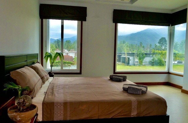 Apartment right on the beach in southern Thailand