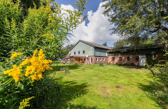 Apartment 'Rohrdommel' with Private Terrace, Private Garden and Wi-Fi