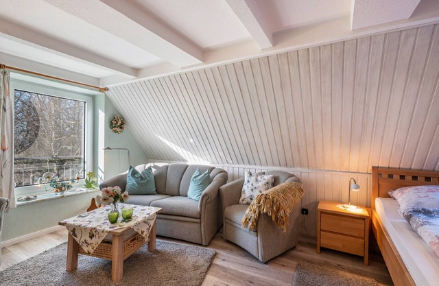 Apartment 'Schimmelreiter' with Private Terrace, Shared Garden and Wi-Fi