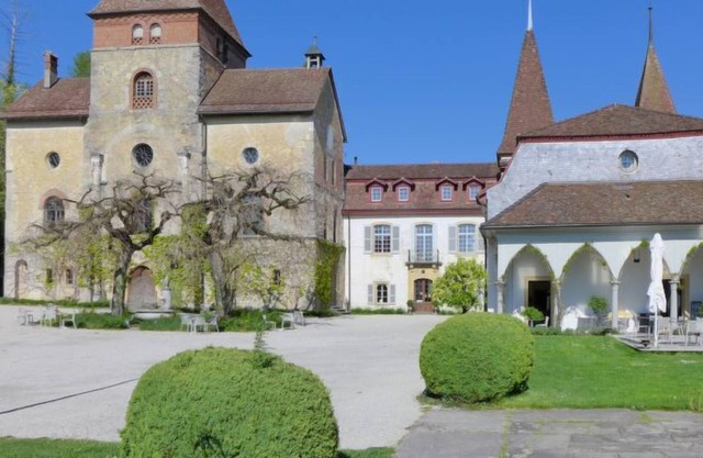 Apartment Schloss Münchenwiler in Münchenwiler - 5 persons, 3 bedrooms