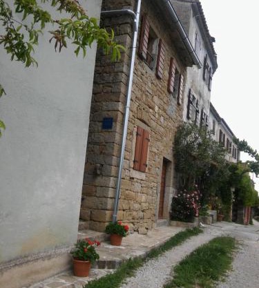 Apartment Staleta Tartuf