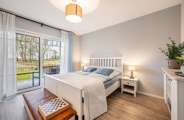 Apartment 'Steensen' with Private Terrace, Private Garden and Wi-Fi