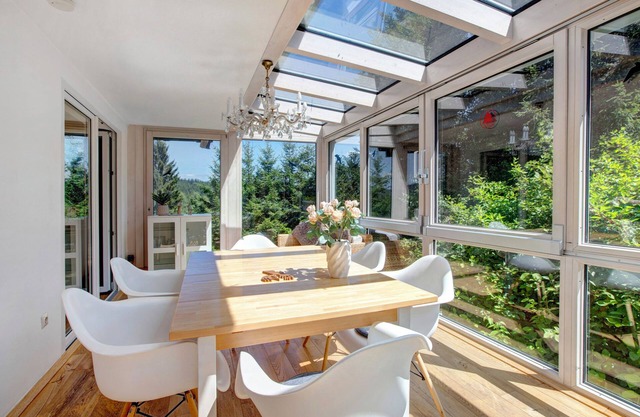 Apartment 'Tannenzäpfle' with Private Terrace, Shared Garden and Wi-Fi