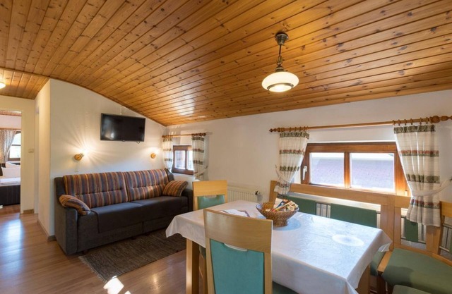 Apartment/Type B - Tripolt, country house