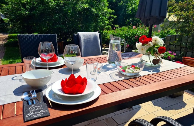 Apartment UTTIED Rügen with terrace and garden * Stars DTV