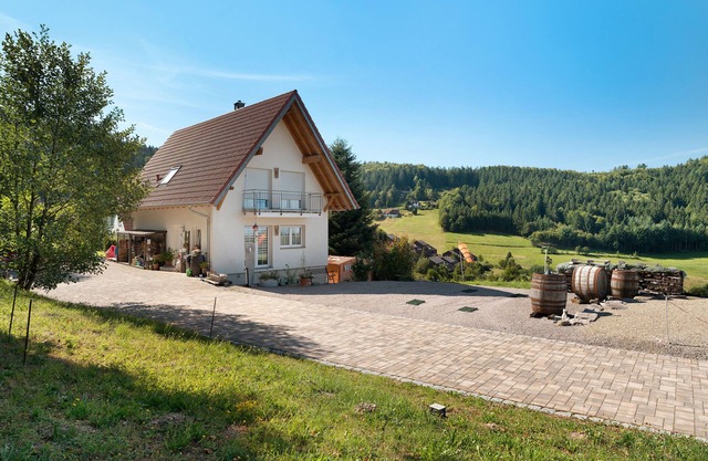 Apartment 'Weitblick' with Mountain View and Wi-Fi
