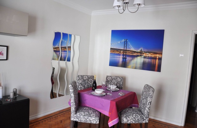 Apartment with 2 bedrooms in Lisbon