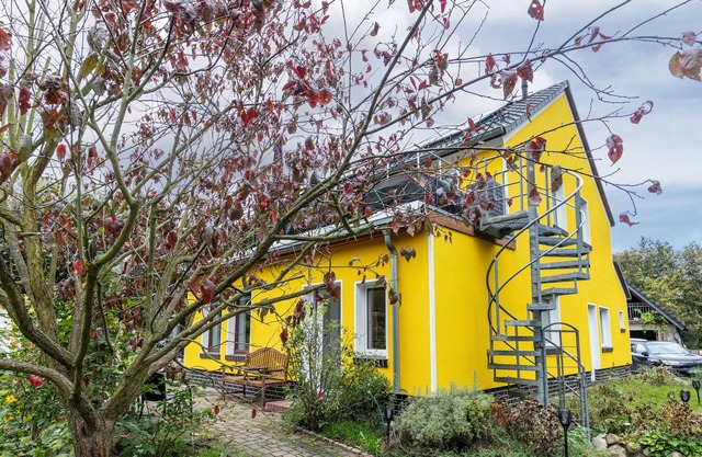 Apartment 'Wohnung Am Stadtrand Im Grünen' with Private Terrace, Private Garden and Wi-Fi