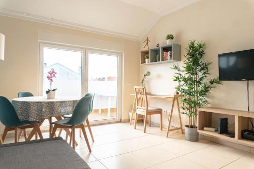 Apartments Baleal: Balconies and Pool