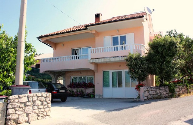 Apartments by the sea Barbat, Rab - 5005