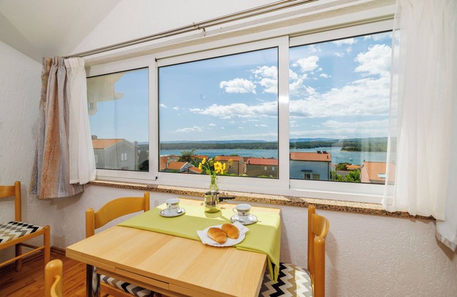 Apartments Krunoslav (68271-A1) - Punat - island Krk