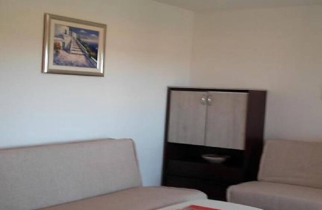 Apartments Smilje i Maslina - One Bedroom Apartment with Terrace 1