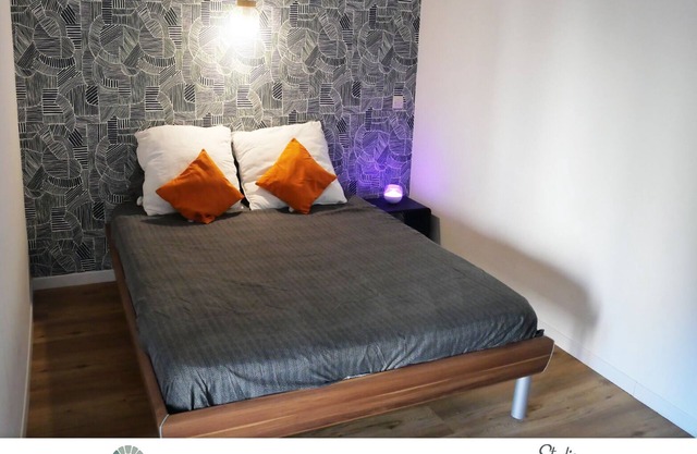 Appart Hotel T1 EasyPop - 5 min Futuroscope - Rentals du Grand Pont