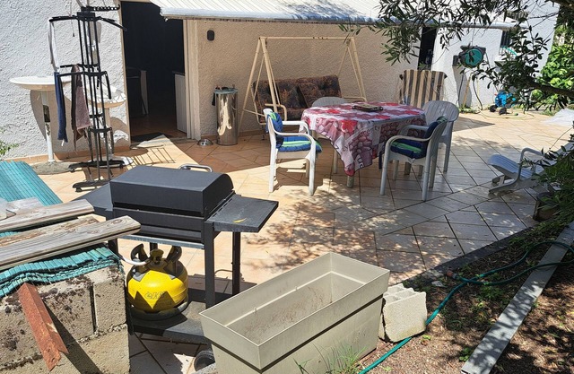 Appartement au Calme Avec Grande Terrasse Animaux de Compagnie Acceptes
