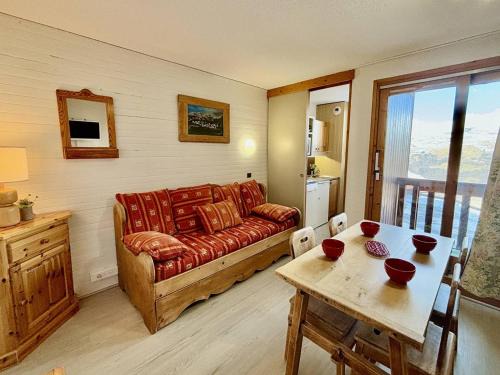 Appartement cosy 4 pers, proche pistes, balcon, parking - FR-1-353-61