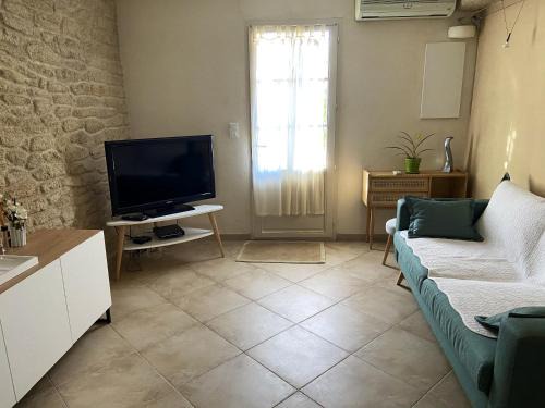 Appartement moderne à Saint-Florent, 70 m², terrasse
