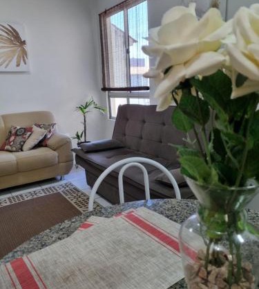 Apto 2 quartos, cond fechado, com vaga, 4º andar por escadas