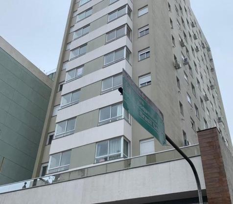 Apto com ar wi-fi garagem no centro de Passo Fundo RS