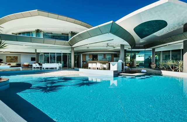 Aqua by Contemporary Hotels