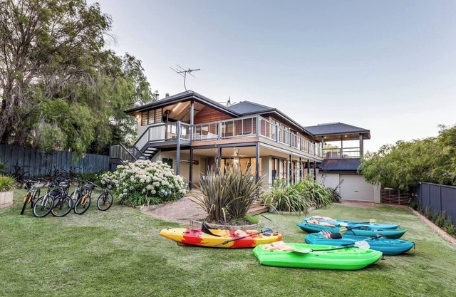 Aqua on Green Bikes Kayaks Ocean Views and More